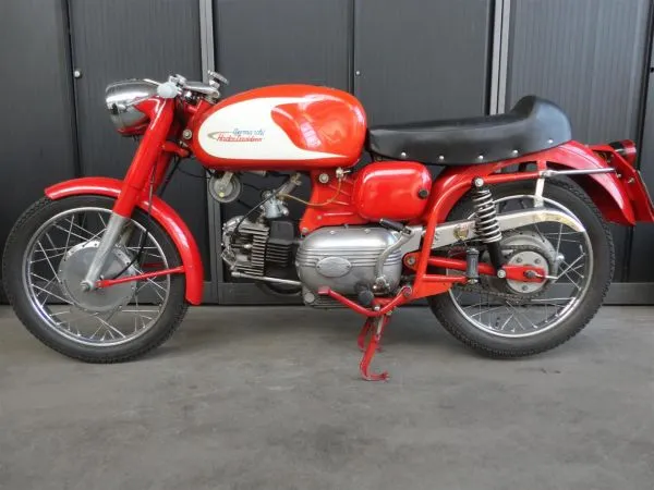 ALFA ROMEO Giulia GT Junior 1.3