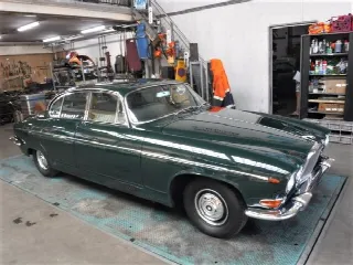 Foto 49 di 61: JAGUAR 420G no. 7776