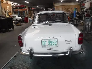 Foto 32 di 40: TRIUMPH TR4 A surrey 