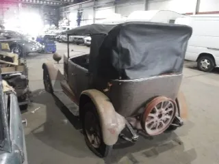 Foto 11 di 13: FIAT 509 A Torpedo tourer