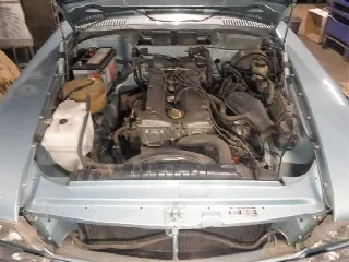 Foto 21 di 29: MERCEDES-BENZ 280 SL type W107 blue
