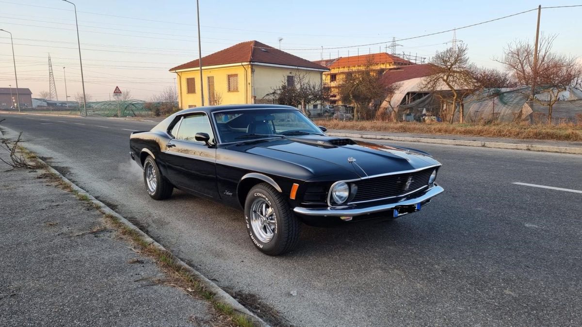 FORD Mustang  TOTALMENTE RESTAURATA DALLA MOTORS2000