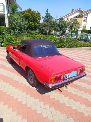 Foto 5 di 19: ALFA ROMEO Spider 2000 Veloce seconda serie 