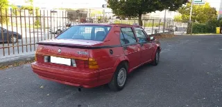 Foto 8 di 8: ALFA ROMEO 75 Turbo America 