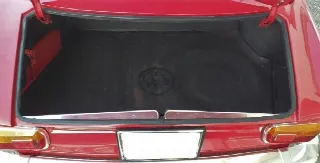 Foto 8 di 10: ALFA ROMEO GT 1300 Junior 