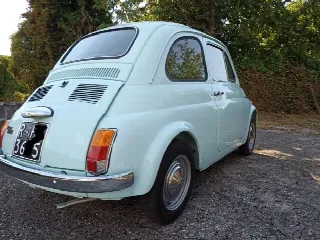 Foto 2 di 9: FIAT 500 L   
