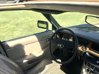 Foto 8 di 12: JAGUAR XJ6(1968-1987) III serie  