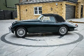 Foto 3 di 6: JAGUAR XK 150 Convertible 
