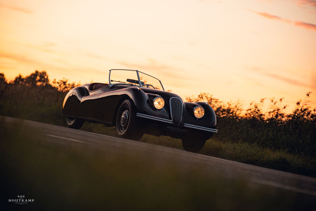 JAGUAR XK 120 One of the first 240 hand built XK 120’s with aluminium bodywork on wooden frames 