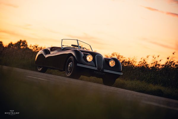 JAGUAR XK 120 One of the first 240 hand built XK 120’s with aluminium bodywork on wooden frames 
