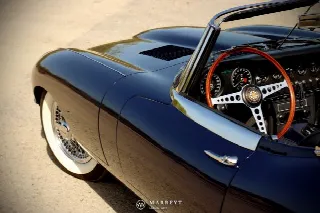 Foto 36 di 80: JAGUAR E-Type SI (1961-1968) S1 Roadster 1966 