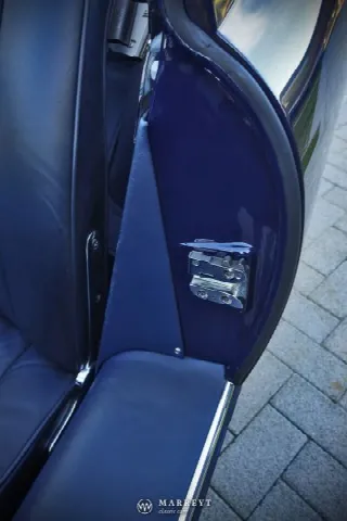 Foto 44 di 80: JAGUAR E-Type SI (1961-1968) S1 Roadster 1966 