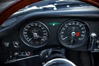 Foto 49 di 80: JAGUAR E-Type SI (1961-1968) S1 Roadster 1966 