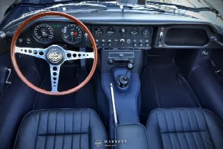 Foto 55 di 80: JAGUAR E-Type SI (1961-1968) S1 Roadster 1966 