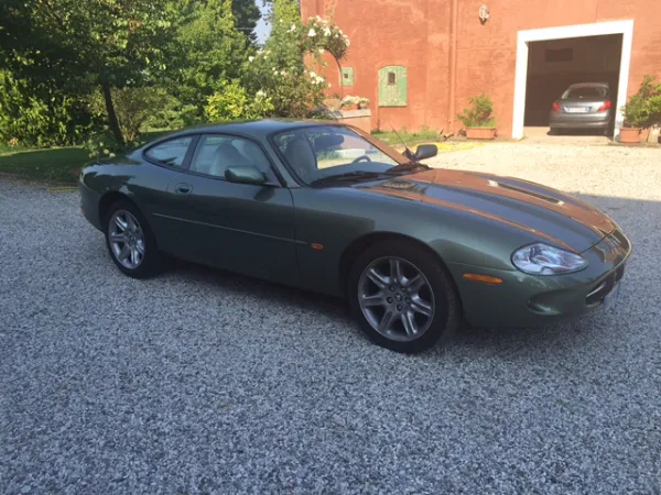 JAGUAR XK8(1996-) coupè
