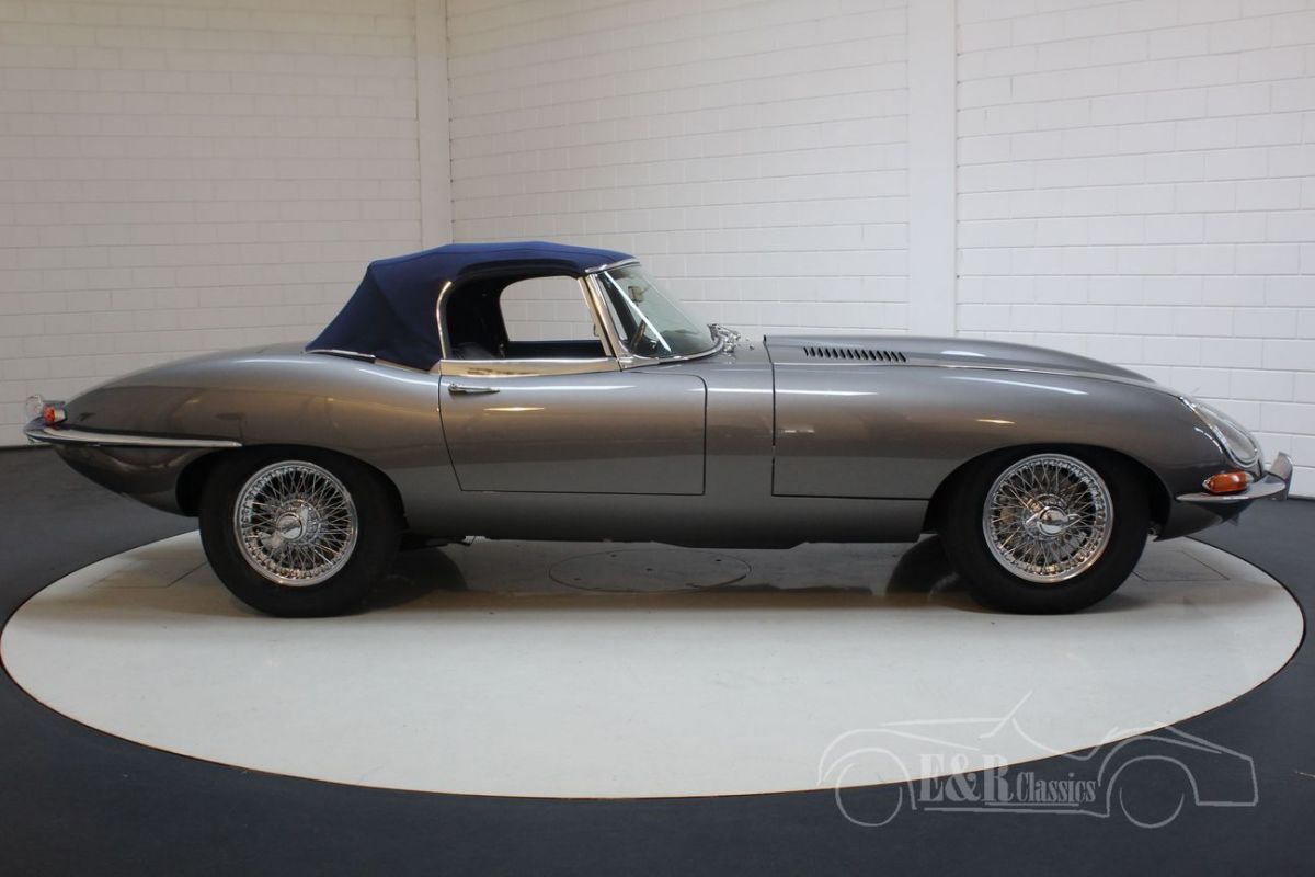 JAGUAR E-Type SI (1961-1968)    