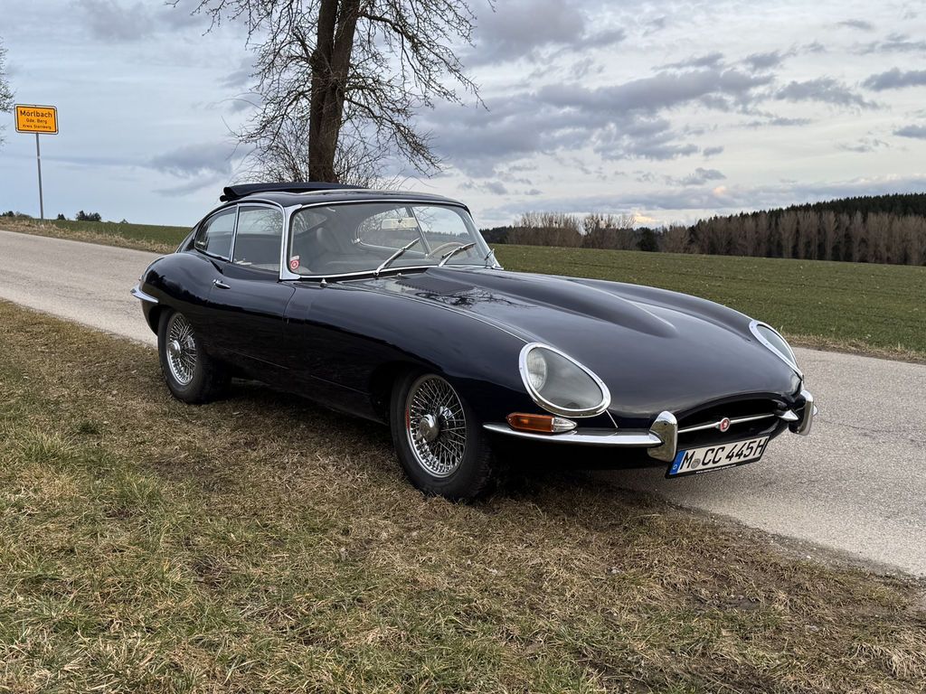 JAGUAR E-Type SI (1961-1968)