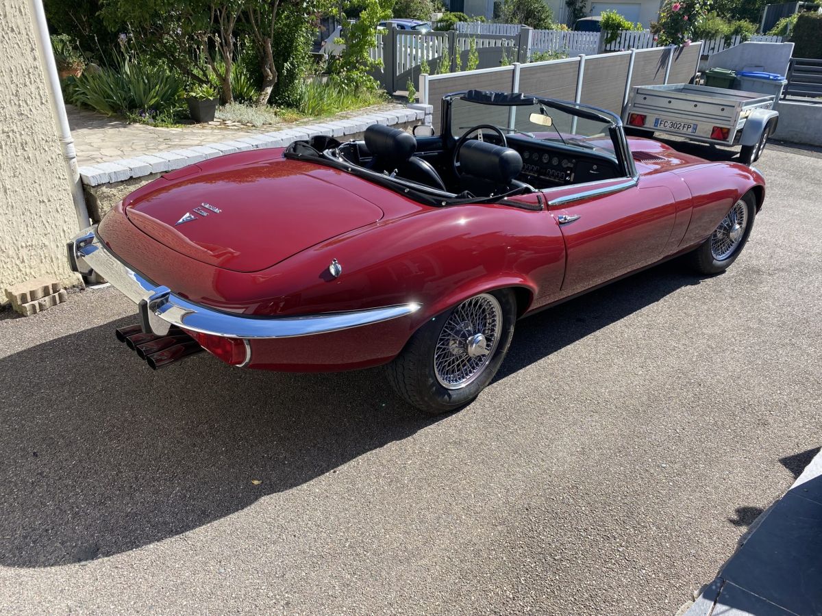 JAGUAR E-TYPE SIII (1971-1975) 