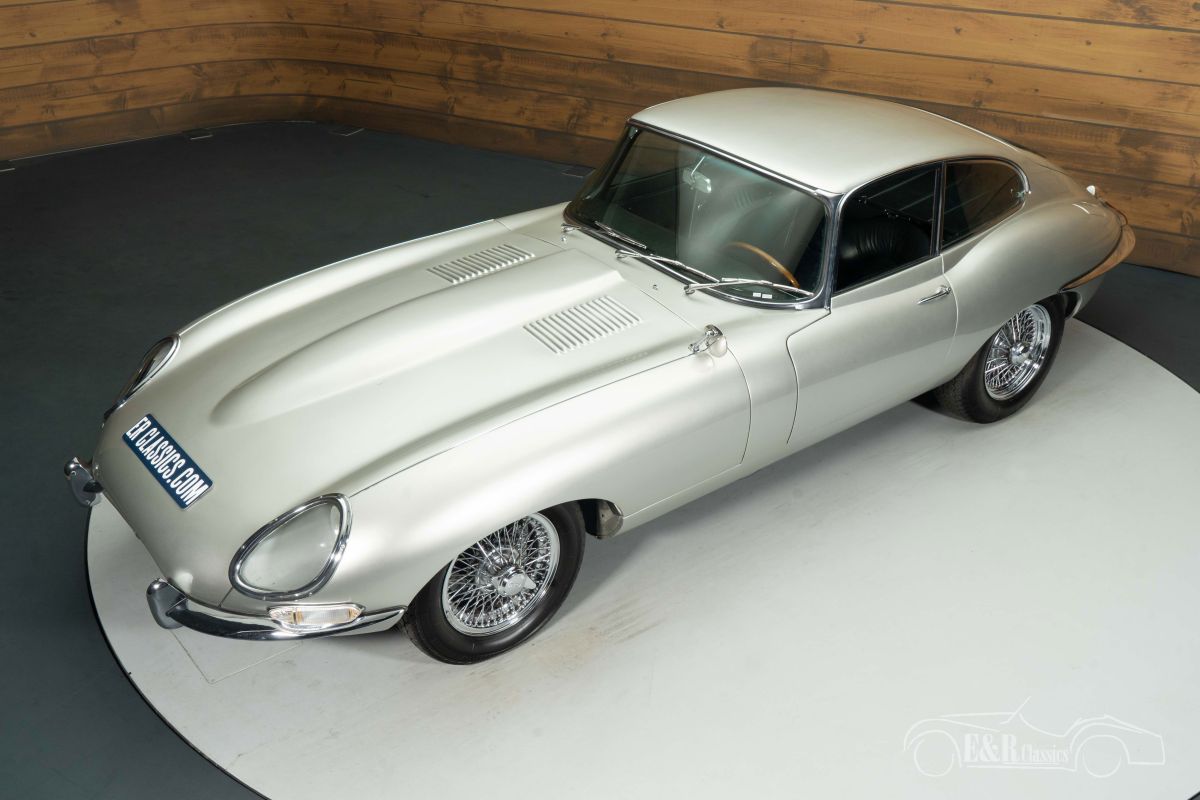 JAGUAR E-Type SI (1961-1968)