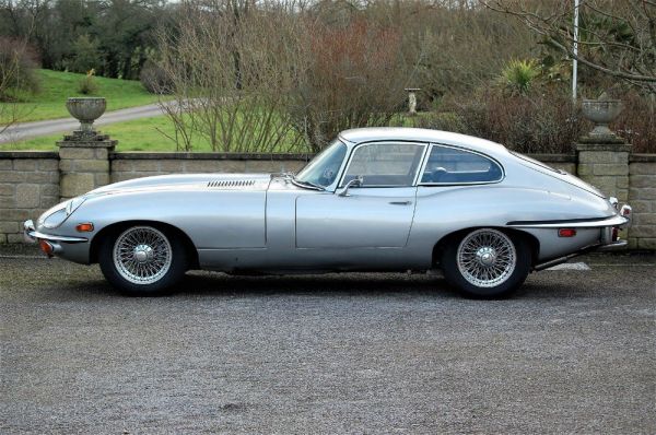 JAGUAR E-TYPE SII (1967-1971) 4.2 Fixed Head Coupe 