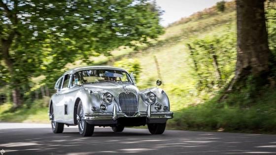 JAGUAR XK150   