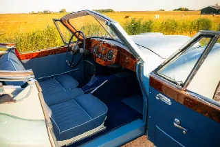 Foto 17 di 20: JAGUAR XK 140 Drophead Coupe SE, subject to a major and recent complete restoration