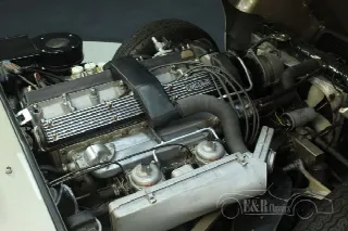 Foto 5 di 10: JAGUAR E-TYPE SII (1967-1971) 1970 