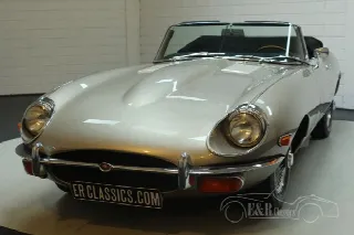 Foto 10 di 10: JAGUAR E-TYPE SII (1967-1971) 1970 