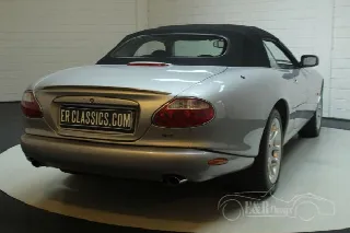 Foto 8 di 8: JAGUAR XKR(1998-2005) Cabriolet 2000 Navigation system  :15244