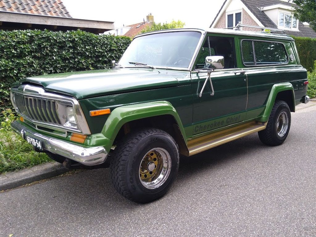 JEEP Cherokee