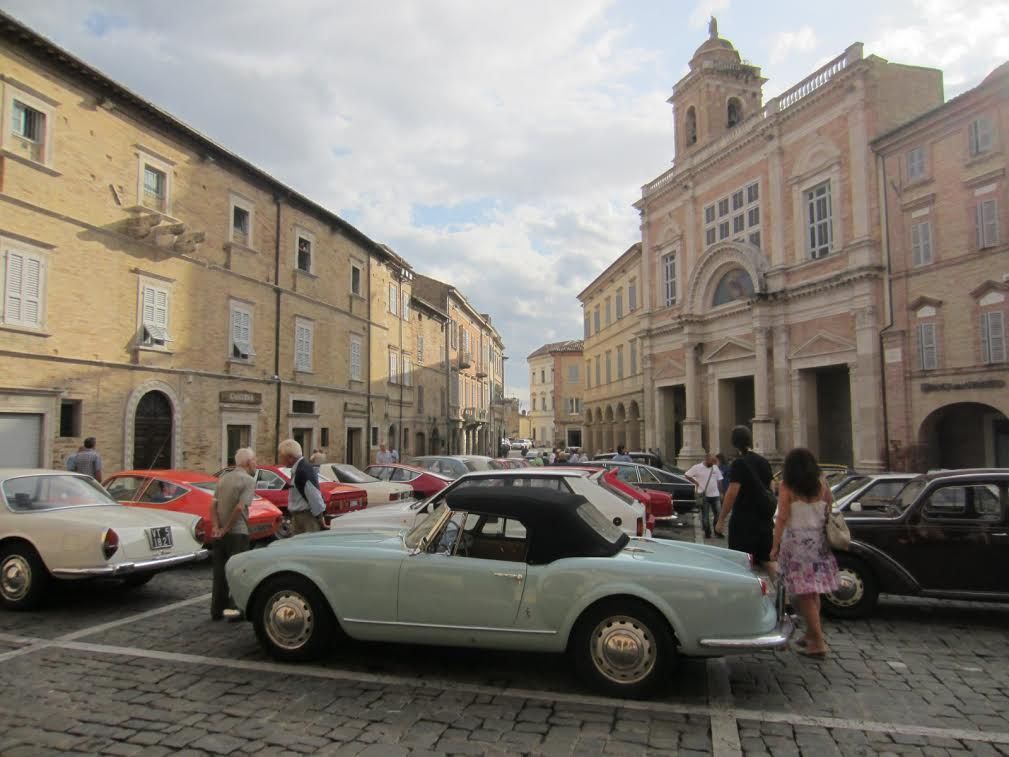 FERRAGOSTO 1962: LA LANCIA AURELIA B24 SPIDER PROTAGONISTA SUL GRANDE SCHERMO, "IL SORPASSO"
