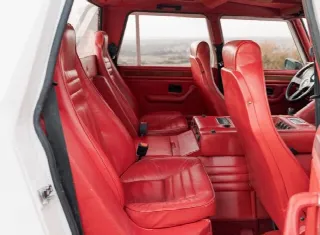 Foto 6 di 7: LAMBORGHINI LM002   
