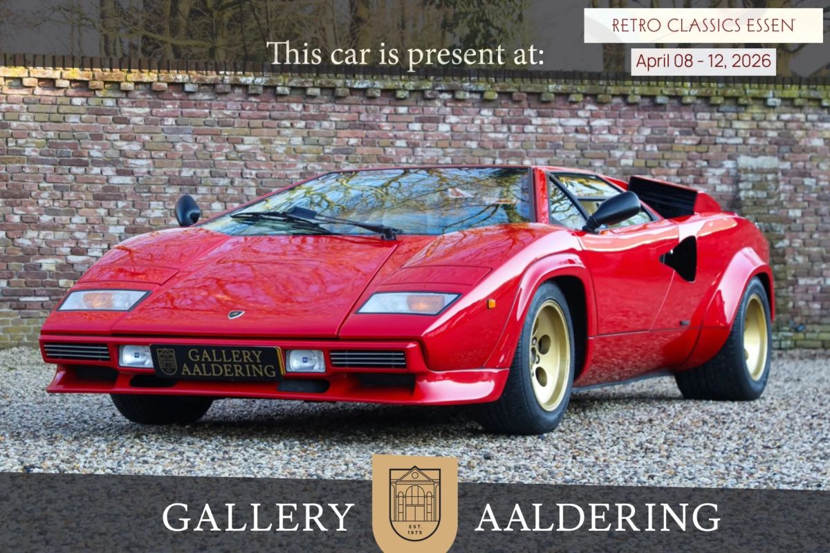 Lamborghini Countach 5000 QV Presented in Rosso over Champagne cruscotto Testa di Moro, Accompanied by the factory documentation,The previous owner also drove the Lamborghini, Maintenance by Lambo s
