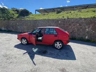 Foto 2 di 2: LANCIA Delta 1600 chiusa 5 porte benz carrozz b7