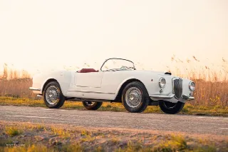 Foto 4 di 10: LANCIA Aurelia B24 Spider America, one of 240 examples built, Mille Miglia Eligible 