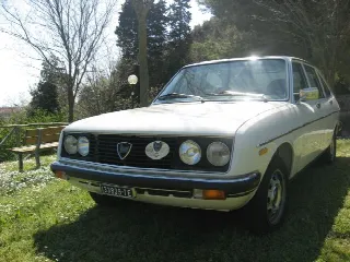 Foto 3 di 17: LANCIA Beta Berlina  