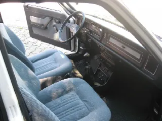 Foto 11 di 17: LANCIA Beta Berlina  