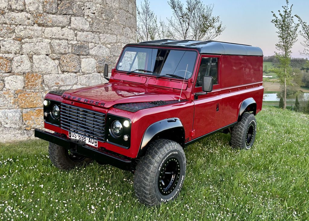 LAND ROVER Defender (1984-)