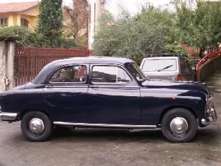 Foto 2 di 8: FIAT berlina
