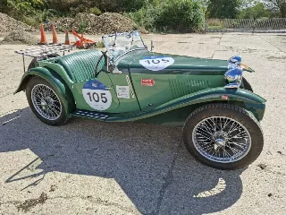 Foto 10 di 13: MG PB