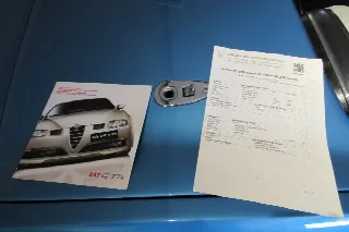 Foto 28 di 28: ALFA ROMEO 147