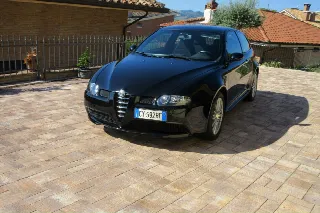 Foto 1 di 28: ALFA ROMEO 147