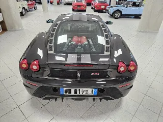 Foto 9 di 23: FERRARI F430 Kit Scuderia