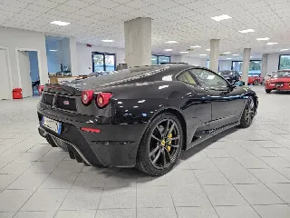 Foto 5 di 23: FERRARI F430 Kit Scuderia