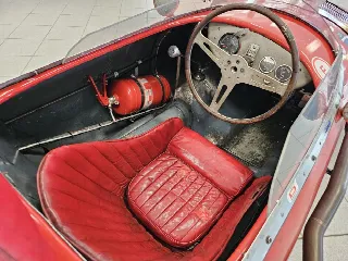 Foto 10 di 38: OSCA Maserati