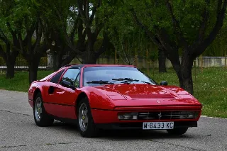 Foto 7 di 19: FERRARI 328(1985-1989) GTS  