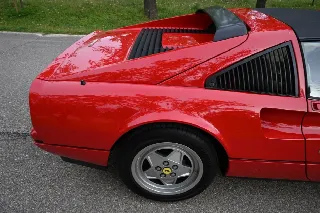 Foto 10 di 19: FERRARI 328(1985-1989) GTS  