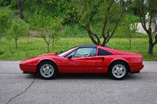 Foto 3 di 19: FERRARI 328(1985-1989) GTS  