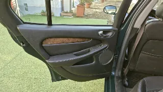 Foto 24 di 45: JAGUAR X-Type