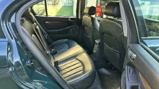Foto 35 di 45: JAGUAR X-Type